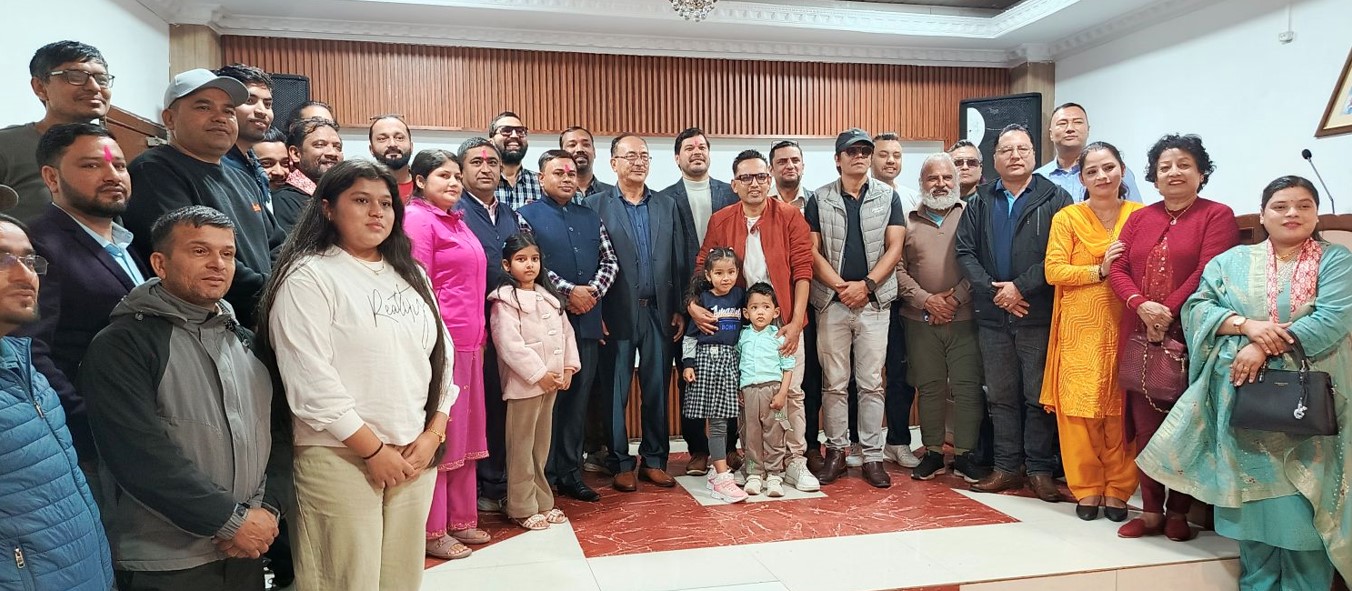 सुरजको र विनोदको ‘यहीँ दुःख गरम्ला’ को म्युजिक भिडियो सार्वजनिक