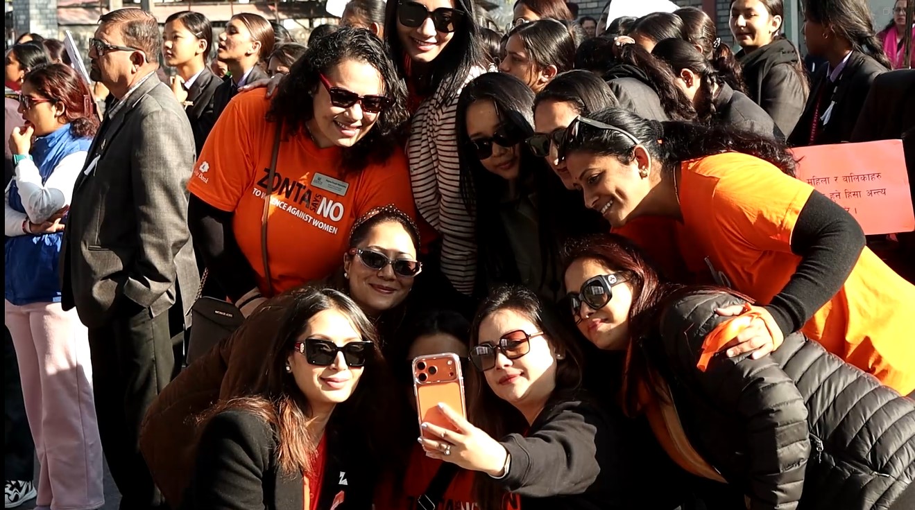 लैङ्गिक हिंसा विरुद्धको १६ दिने अभियानको अवसरमा पोखरामा प्रभातफेरी