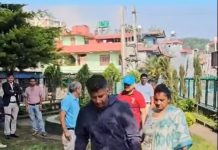 पोखरा ५ को मदन स्मृति पार्कमा सरसफाइ