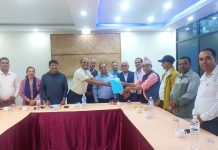जनज्योतिमा विद्यार्थी सङ्ख्या र शैक्षिक गुणस्तर बढाउन भू.पू. विद्यार्थीको पहल